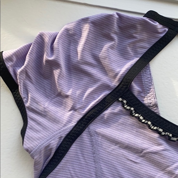 LULULEMON S/S lavender top with ruffle detail - Picture 3 of 8